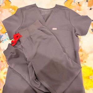 Figs Gray Scrub Set with Red Accent